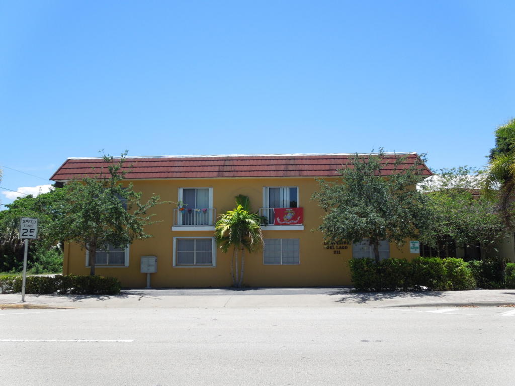 211 Lake Avenue, Lake Worth, FL 33460