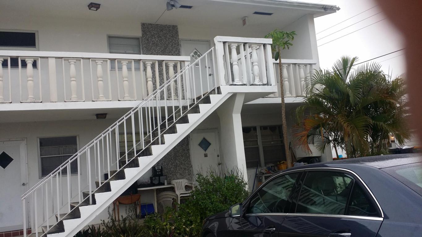 602 N H Street, Lake Worth, FL 33460