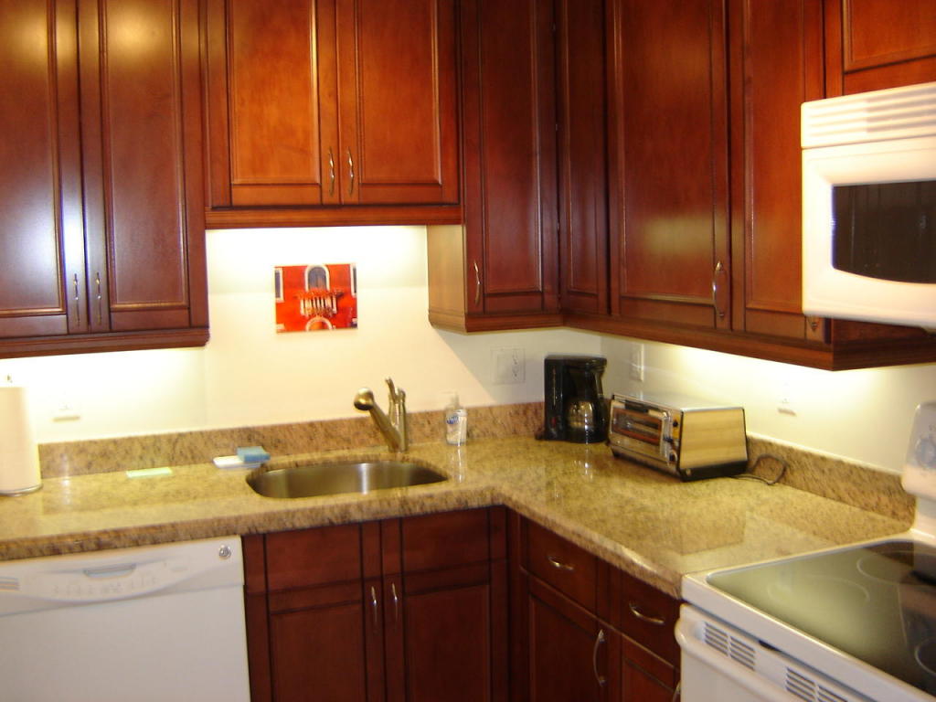 2566 S Garden Drive S, Lake Worth, FL 33461