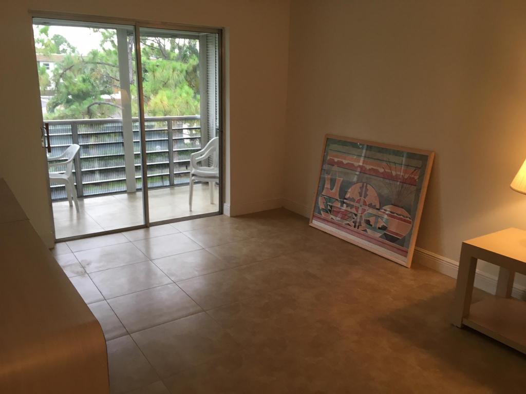 2000 Springdale Boulevard, Palm Springs, FL 33461