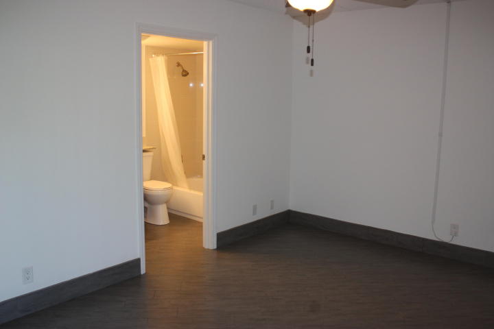 300 Village Green Circle Unit 109, Palm Springs, FL 33461