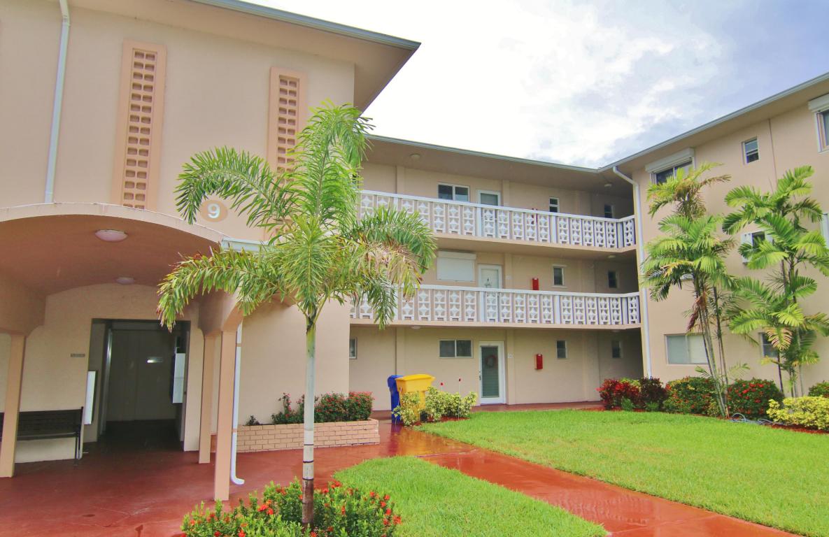 2616 Garden Drive N, Lake Worth, FL 33461