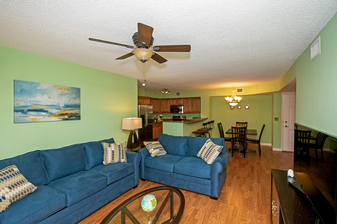 160 Yacht Club Way, Hypoluxo, FL 33462