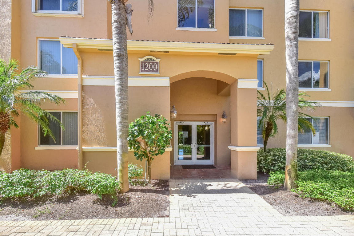 1200 Scotia Drive, Hypoluxo, FL 33462