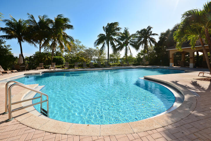 1000 Scotia Drive, Hypoluxo, FL 33462