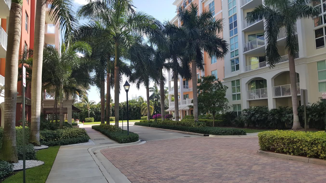 806 E Windward Way, Lantana, FL 33462
