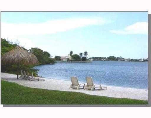 1000 Scotia Drive, Hypoluxo, FL 33462