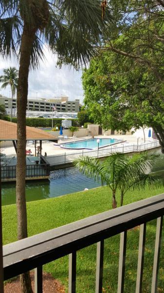 890 N Federal Highway, Lantana, FL 33462