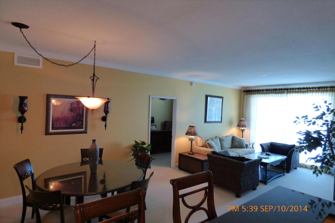 802 W Windward Way, Lantana, FL 33462