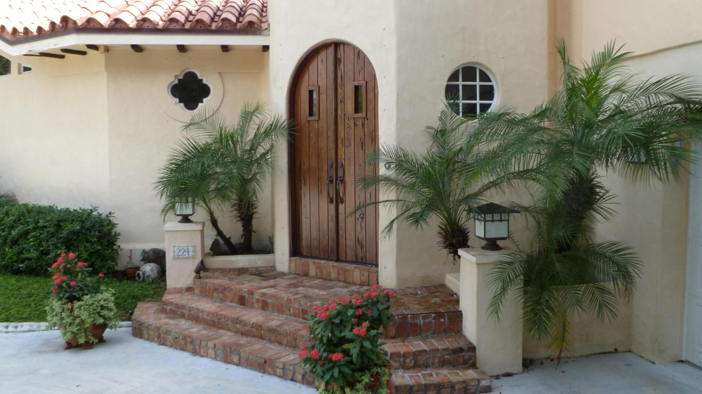 Lantana, FL 33462