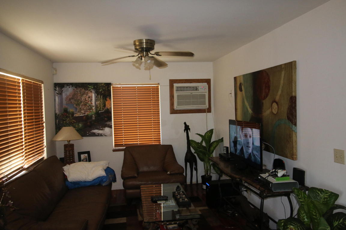 7917 Terrace Road, Lantana, FL 33462