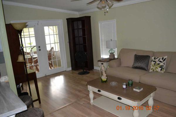 Palm Breezes Club Mobile Home Park6132 Seashore DrLantana, FL 33462