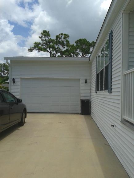 Lake Worth Village 4146 Logan CircleLake Worth, FL 33463