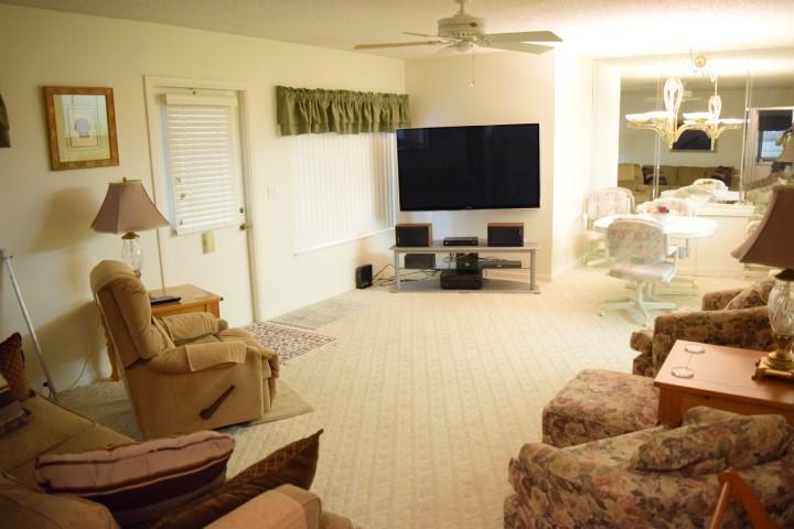 5971 La Pinata Boulevard, Greenacres, FL 33463