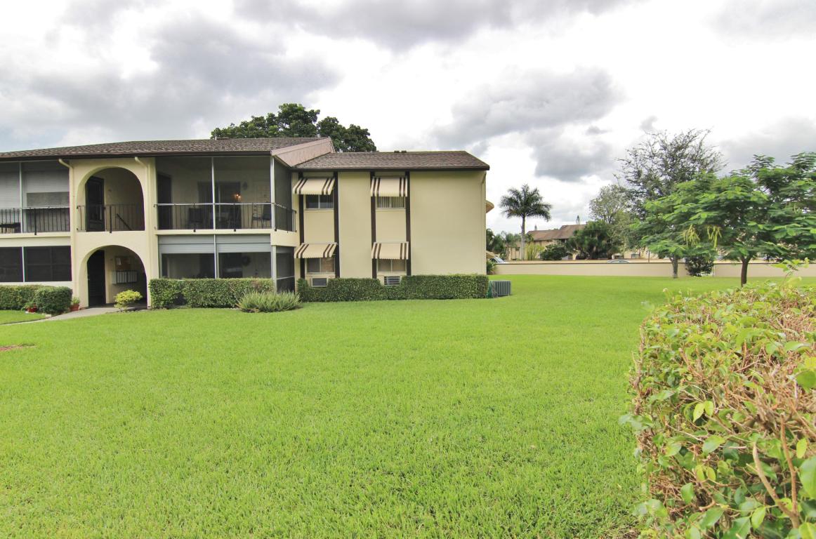 3526 La Palmas Court, Greenacres, FL 33463