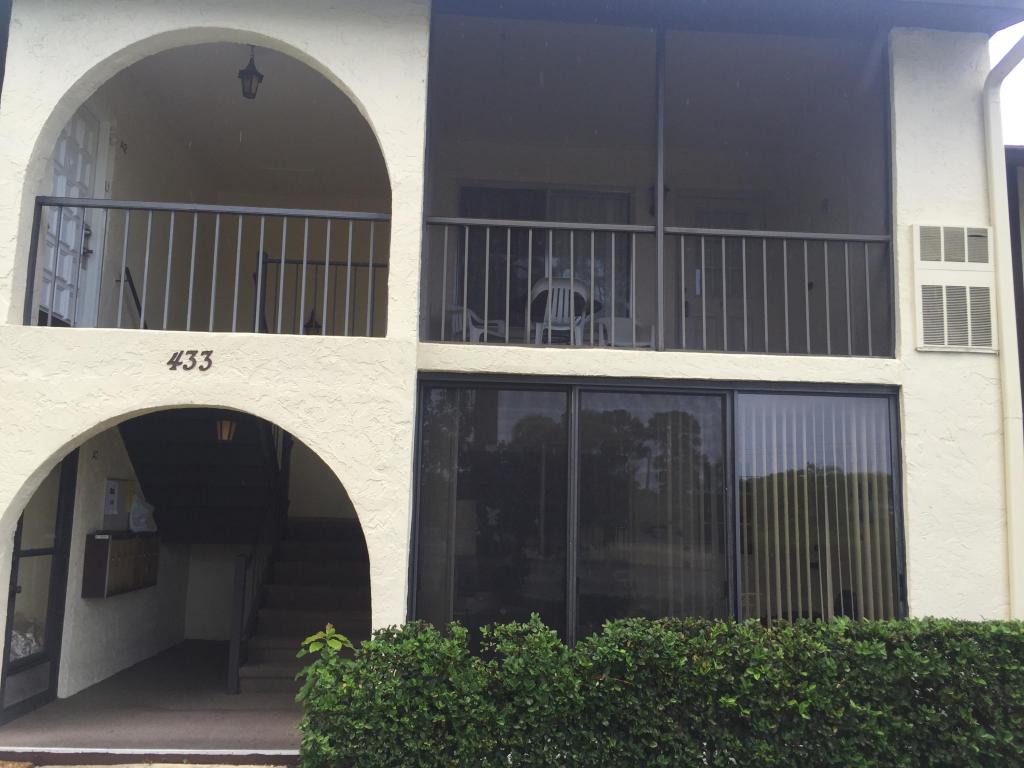 3561 Tall Pine Way, Greenacres, FL 33463