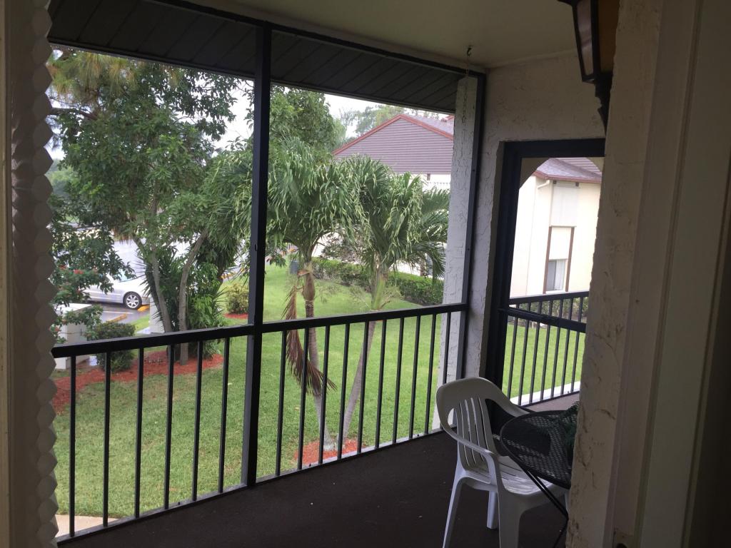 3561 Tall Pine Way, Greenacres, FL 33463