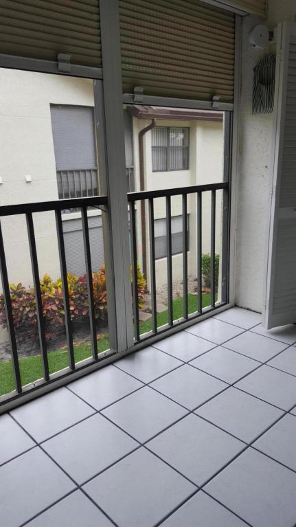 7625 Tahiti Lane, Lake Worth, FL 33463