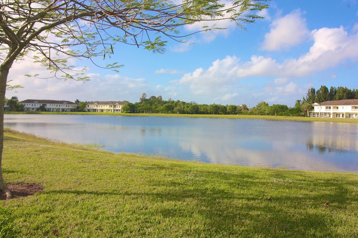 4180 Emerald Vista, Lake Worth, FL 33467