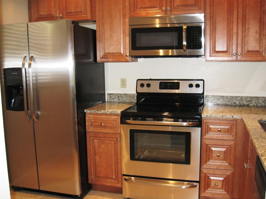 7185 Golf Colony Court, Lake Worth, FL 33467