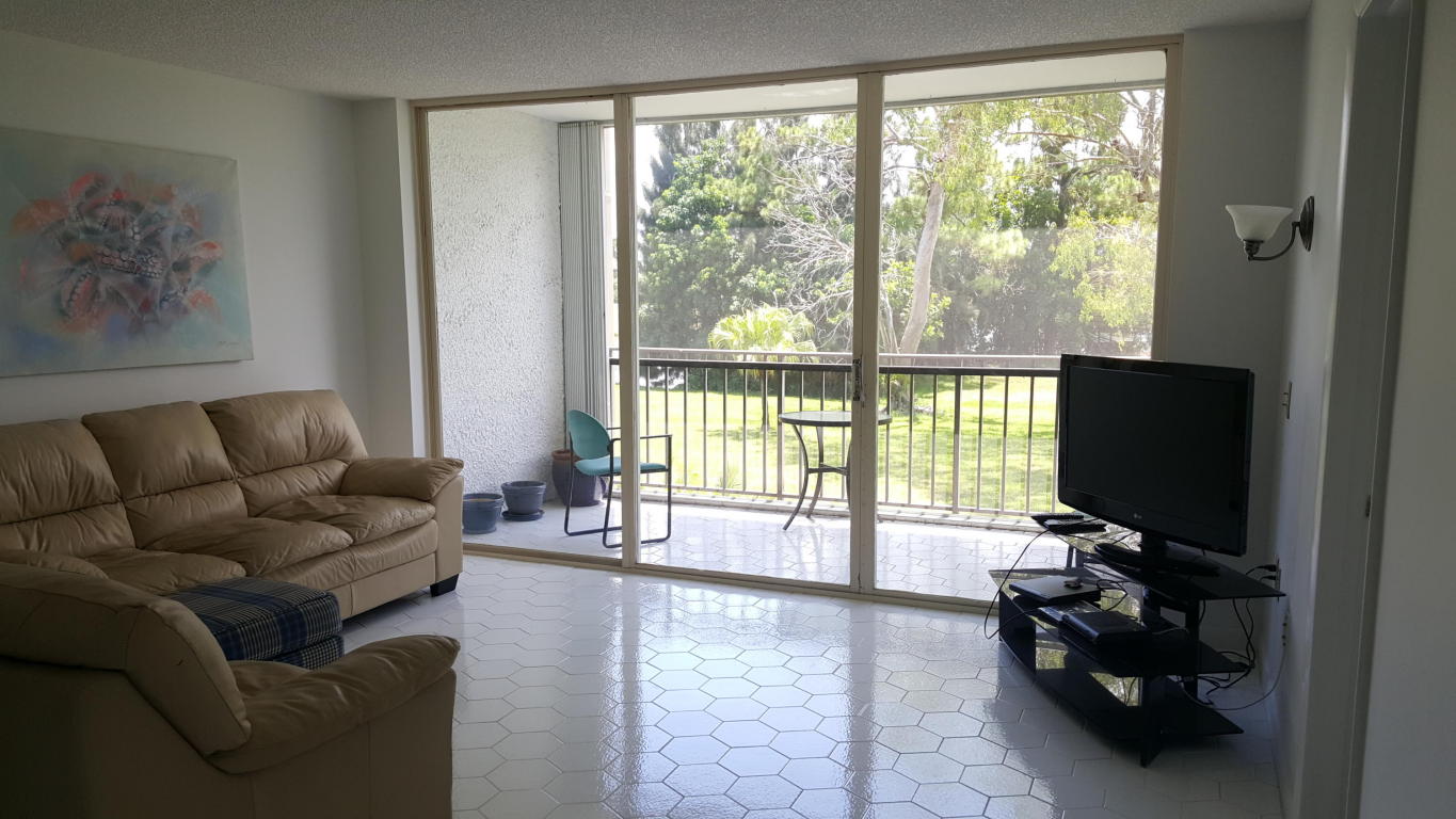 4266 Deste Court, Lake Worth, FL 33467