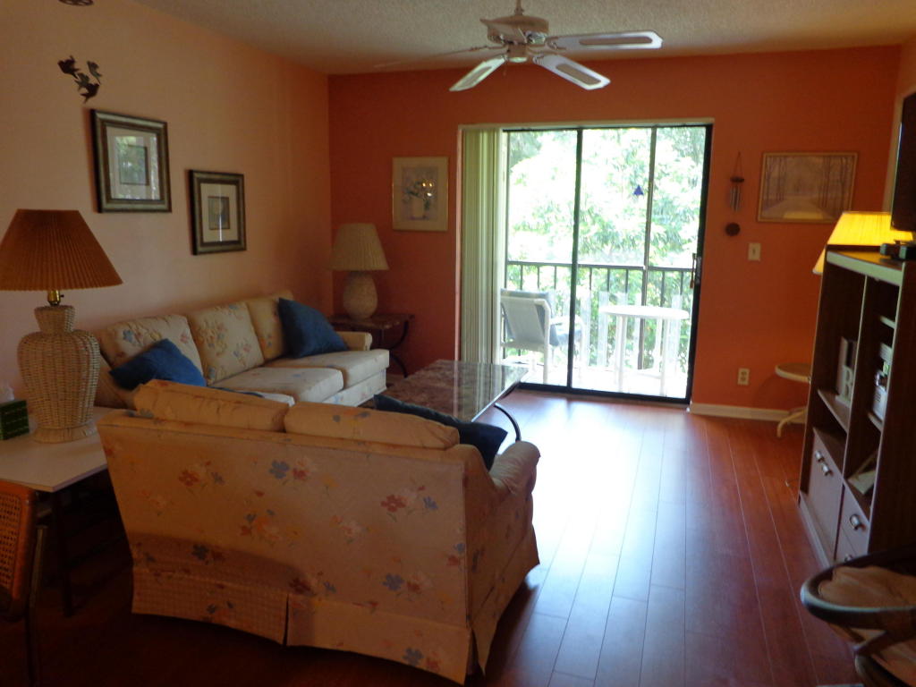 7142 Golf Colony Court, Lake Worth, FL 33467