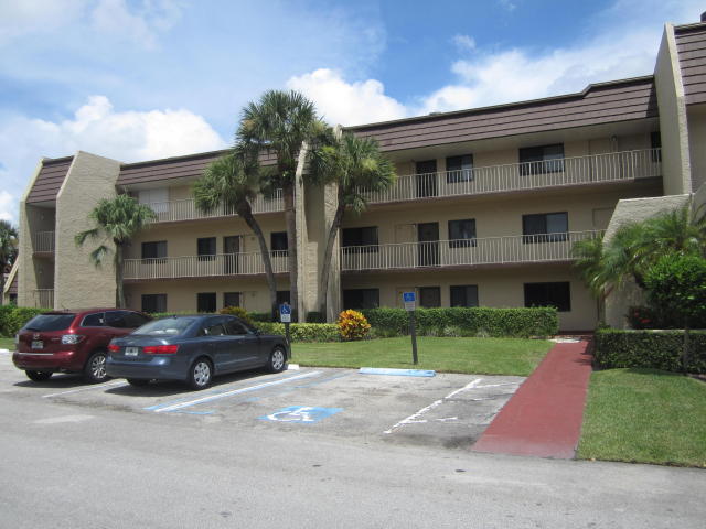 4230 Deste Court Unit 202, Lake Worth, FL 33467