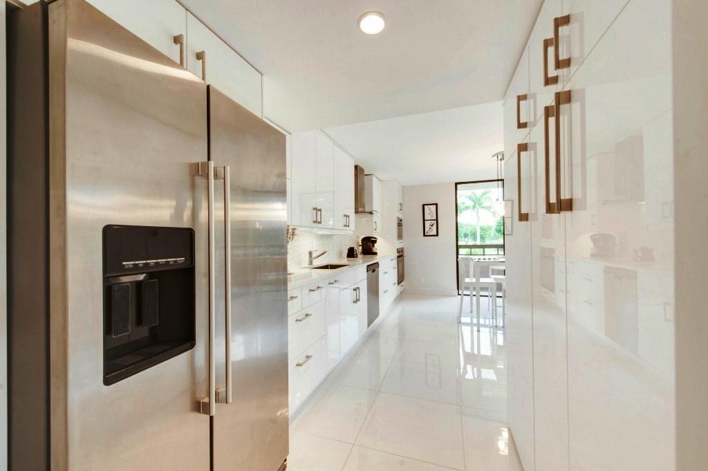 4770 Fountains Drive S, Lake Worth, FL 33467