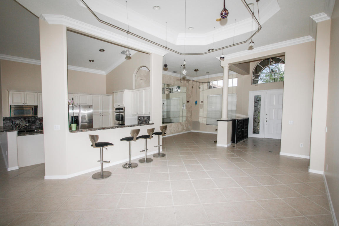 7591 Tarpon Cove Circle, Lake Worth, FL 33467