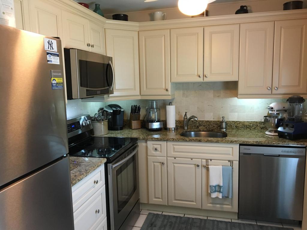 260 Cape Cod Circle, Lake Worth, FL 33467