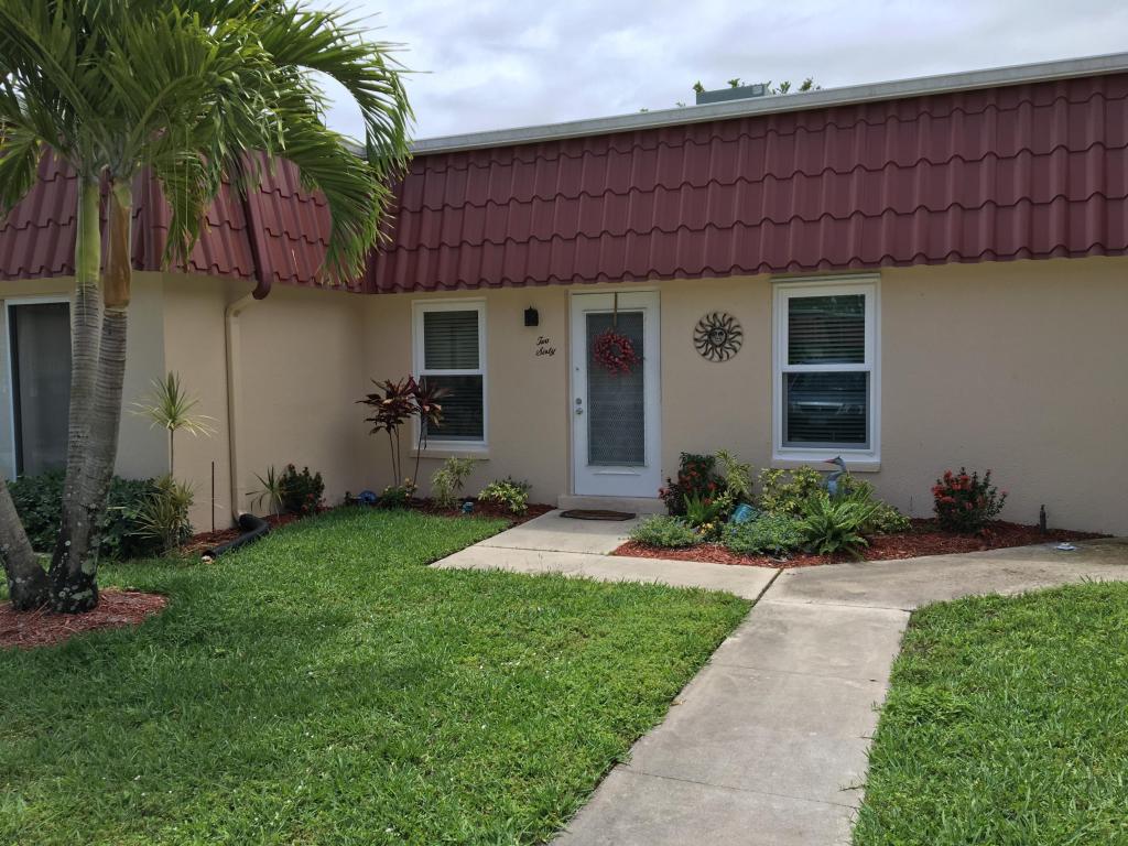 260 Cape Cod Circle, Lake Worth, FL 33467