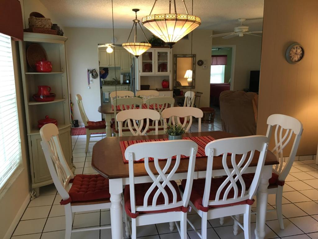260 Cape Cod Circle, Lake Worth, FL 33467
