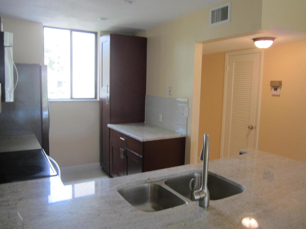 4411 Trevi Court Unit 108, Lake Worth, FL 33467