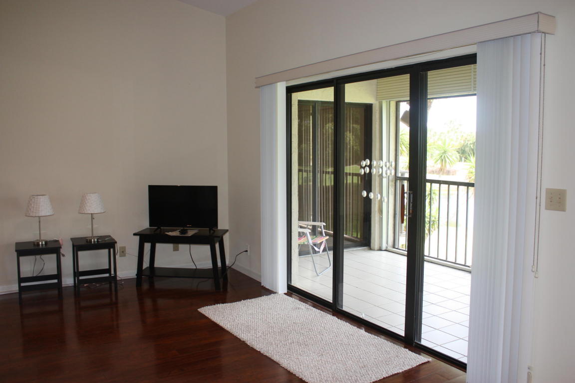 5250 Fountains Drive, Lake Worth, FL 33467