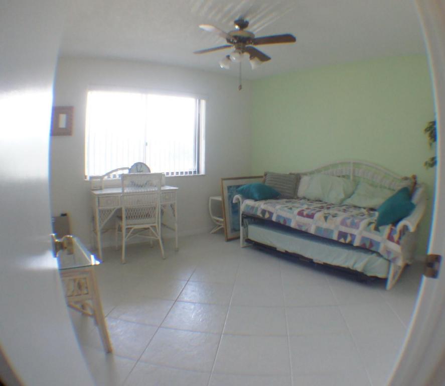 7770 Tahiti Lane, Lake Worth, FL 33467