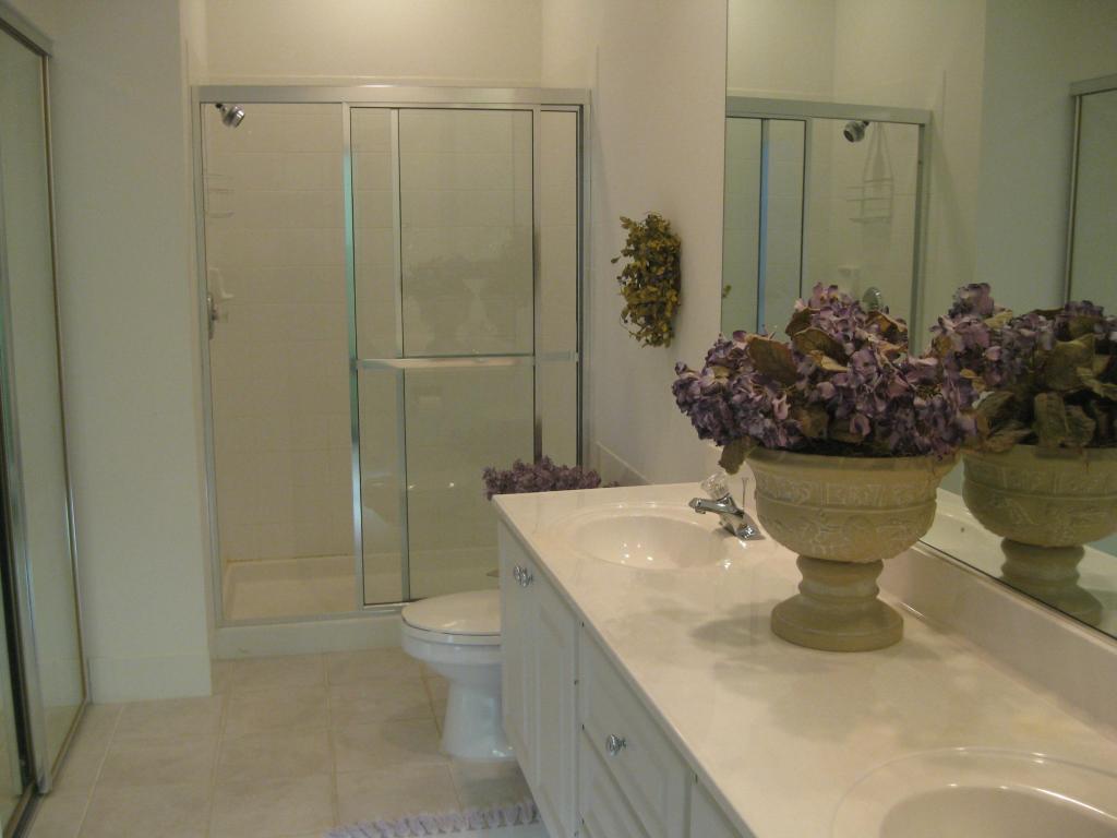72 Laurel Oaks Circle, Tequesta, FL 33469