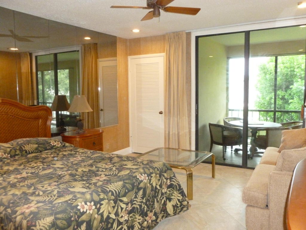 19 SE Turtle Creek Drive, Tequesta, FL 33469