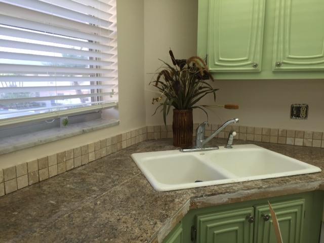 18081 SE Country Club Drive, Tequesta, FL 33469