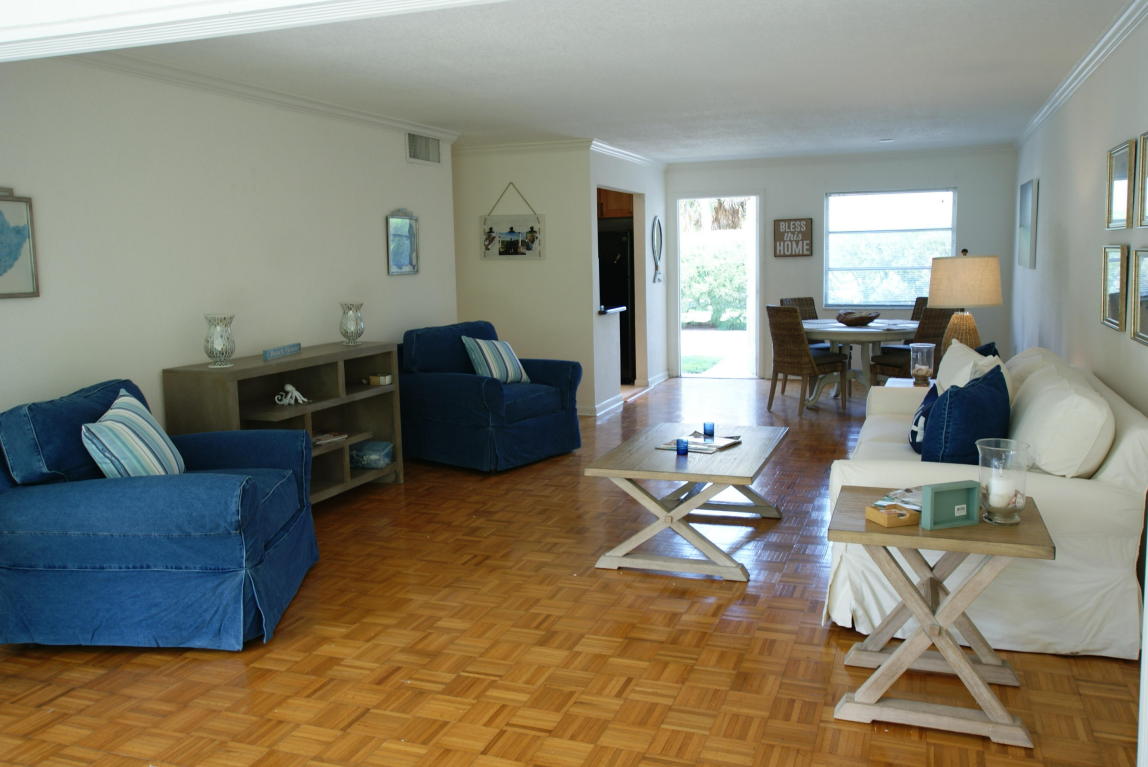 1500 Beach Road, Tequesta, FL 33469