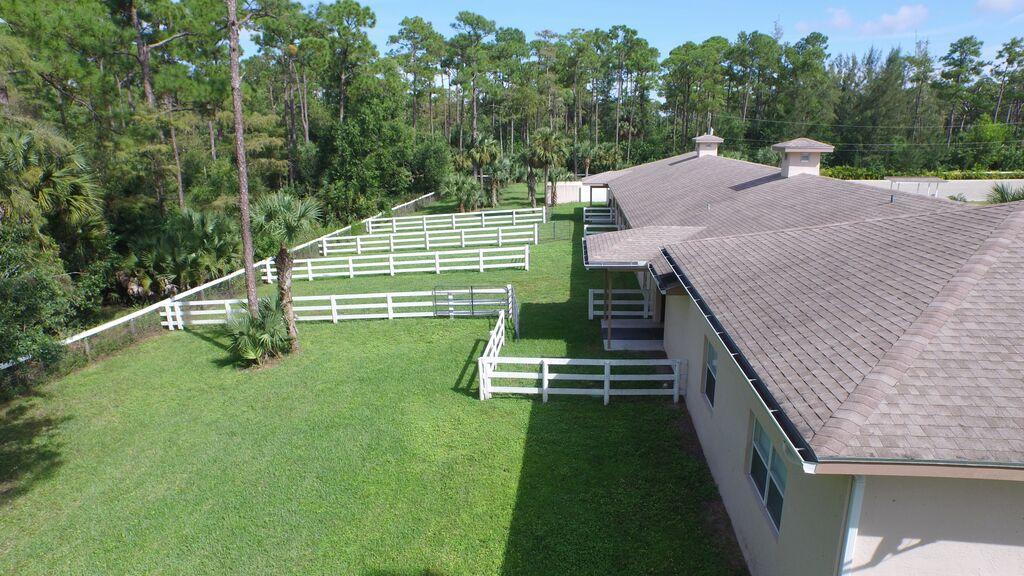 1059 E Road, Loxahatchee Groves, FL 33470