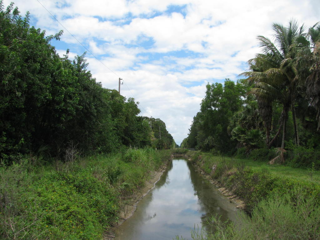 Xxx 63rd Road N, Loxahatchee, FL 33470