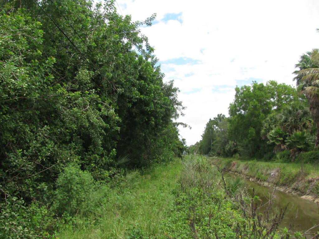Xxx 63rd Road N, Loxahatchee, FL 33470