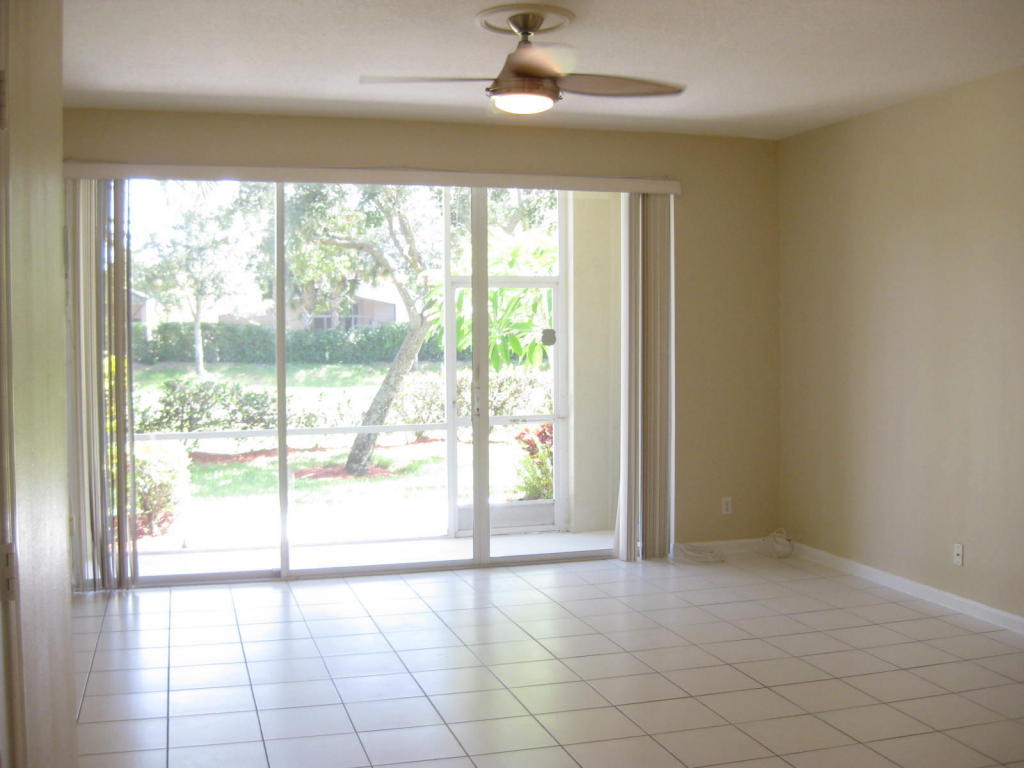 9929 Porta Leona Lane, Boynton Beach, FL 33472