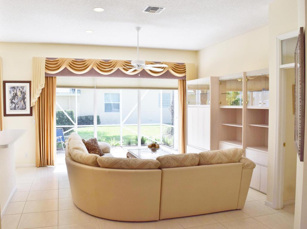 7943 Rockford Road, Boynton Beach, FL 33472