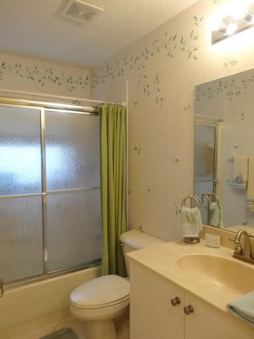 7554 Caprio Drive, Boynton Beach, FL 33472