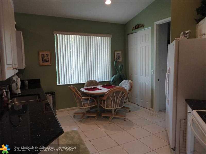 8035 Pisa Dr, Boynton Beach, FL 33472