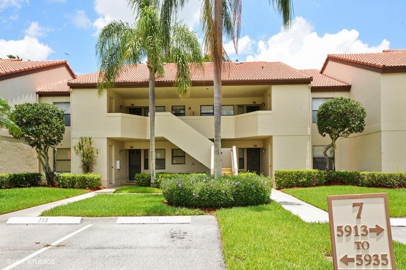 5921 Parkwalk Drive, Boynton Beach, FL 33472
