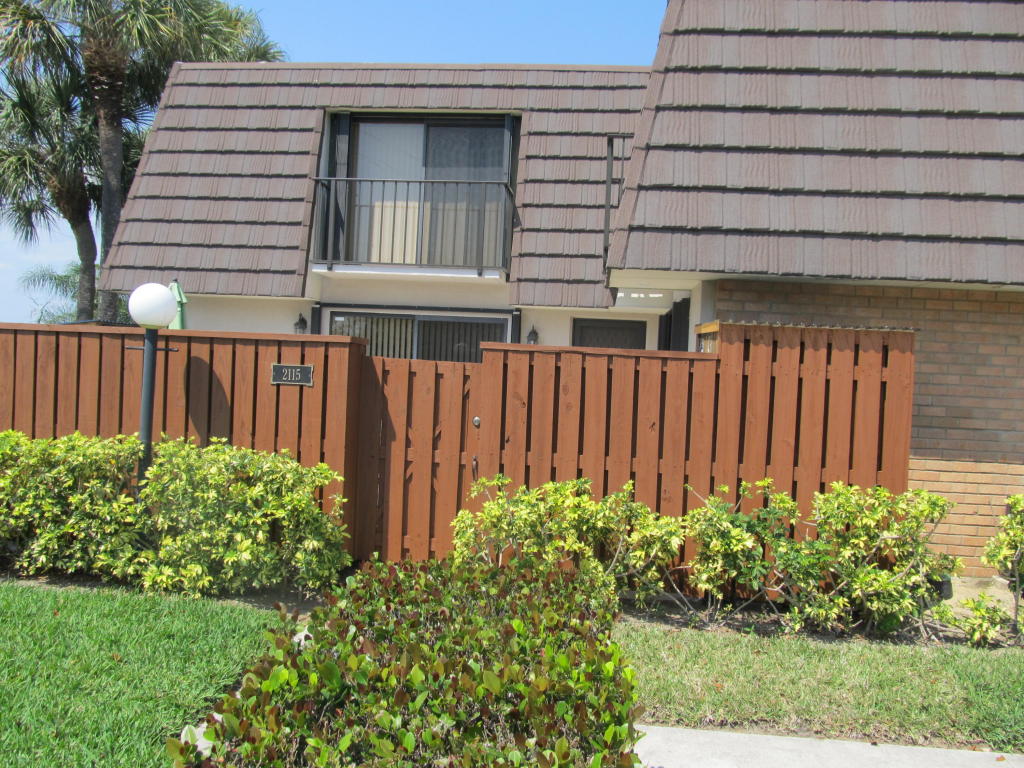 2115 21st Court, Jupiter, FL 33477