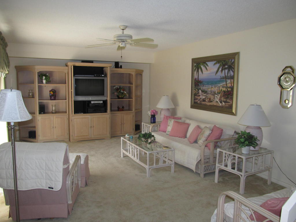 2115 21st Court, Jupiter, FL 33477