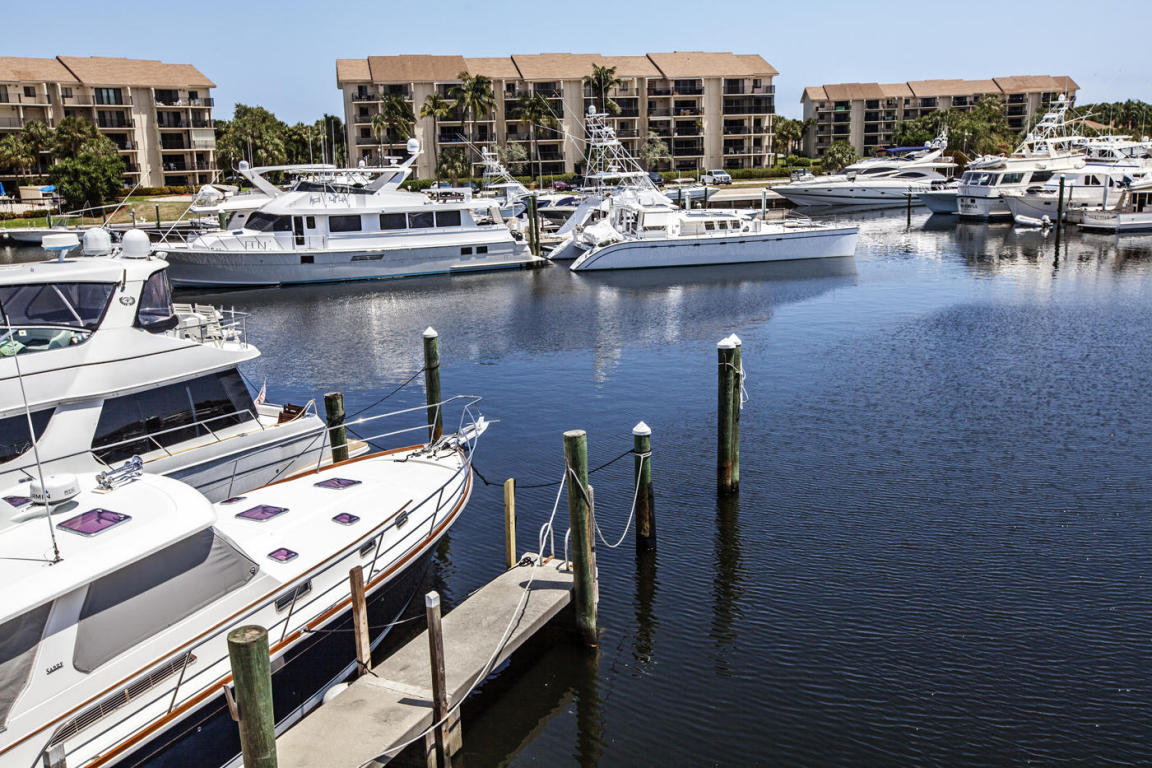 601 Seafarer Circle, Jupiter, FL 33477